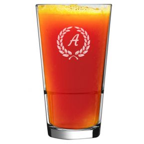 Graviertes Cocktailglas mit Initialen Graviertes Cocktailglas mit Initialen