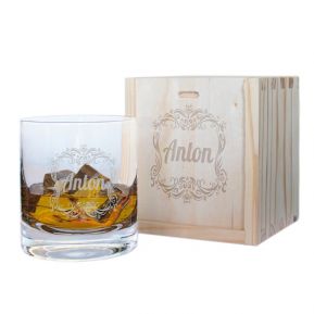 Whiskyglas mit Name Barock