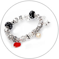 Personalisierte Charms & Beads