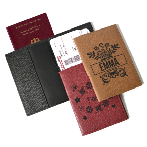 Graviertes Etui fr Reisepass Vorname