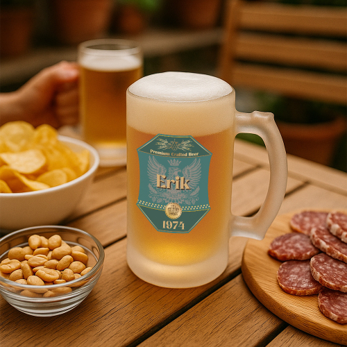 Personalisierter Bierkrug mit Motiv Königsadler